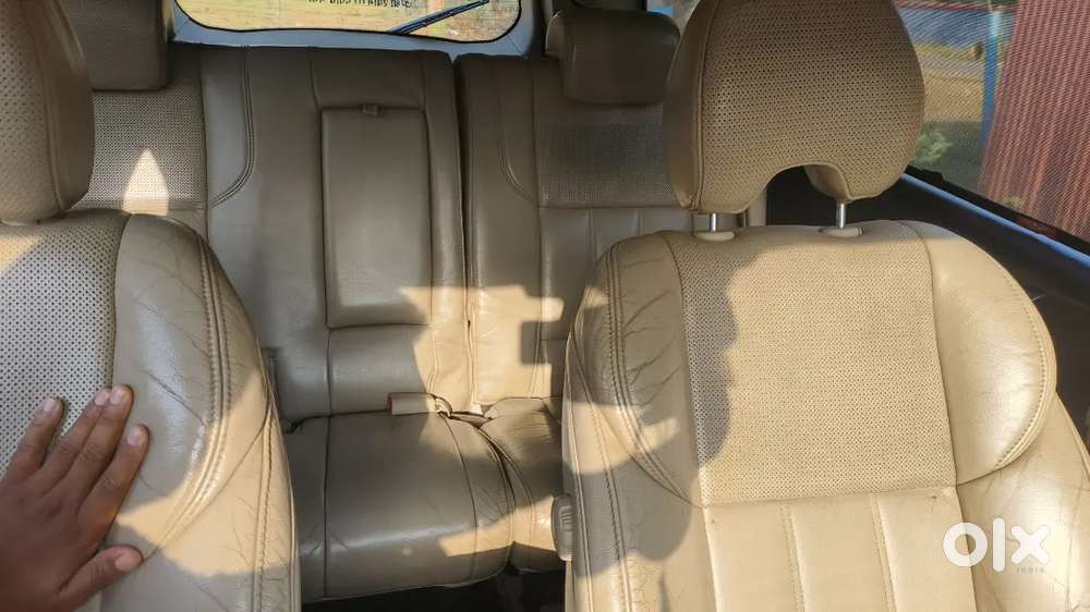 Xuv500 W10 Top Notch Condition