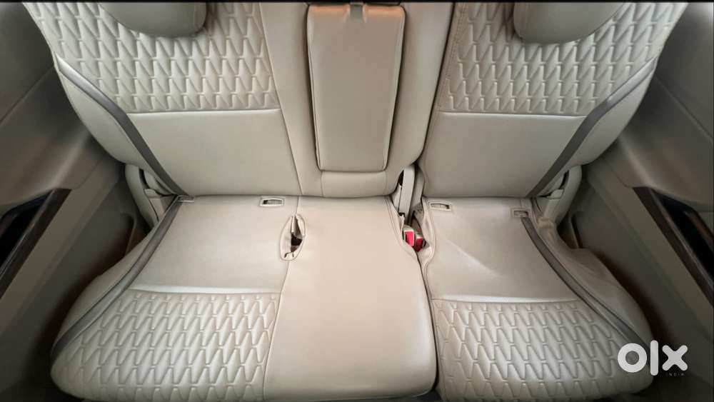 Maruti Suzuki Ertiga 2018-2022 1.4 Zxi At, 2019, Petrol