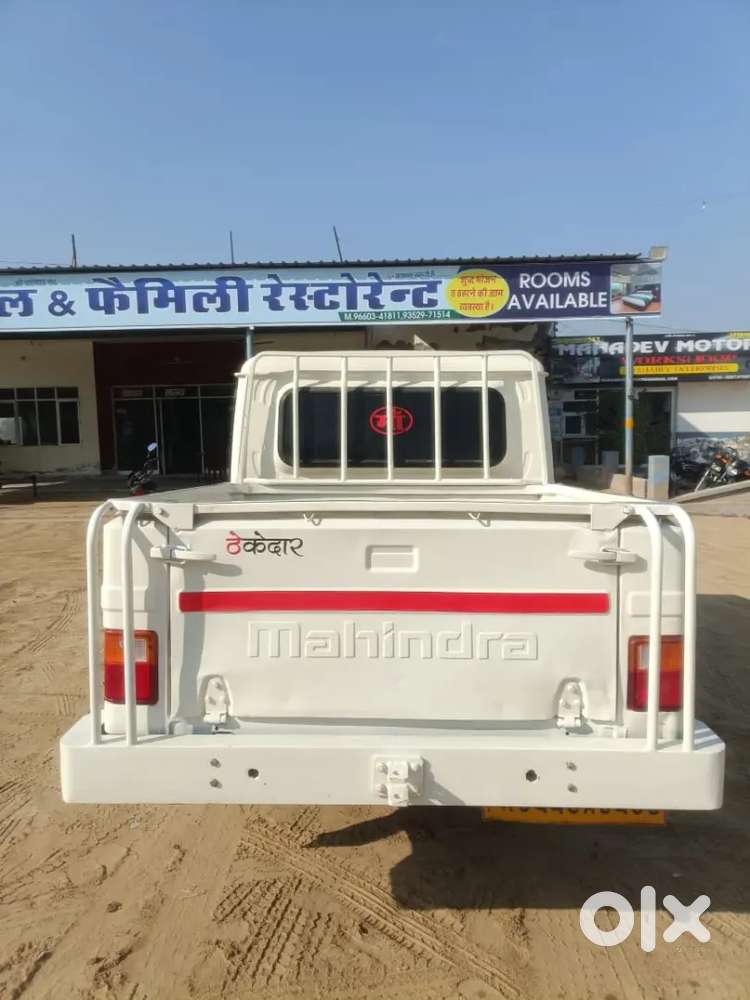 Sel Mahindra Bolero Compare