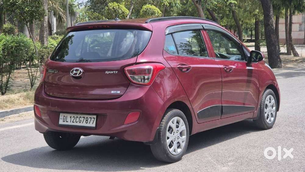Hyundai Grand I10 Sportz, 2015, Petrol