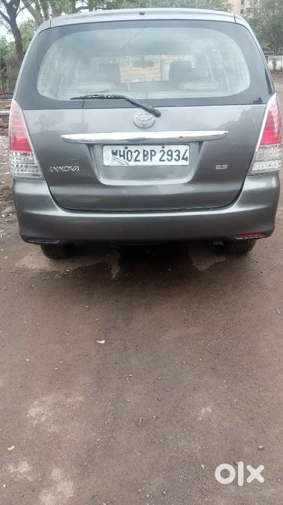 Toyota Innova 2.5g 2010 Ending Model 2030 All Documents Are Clear
