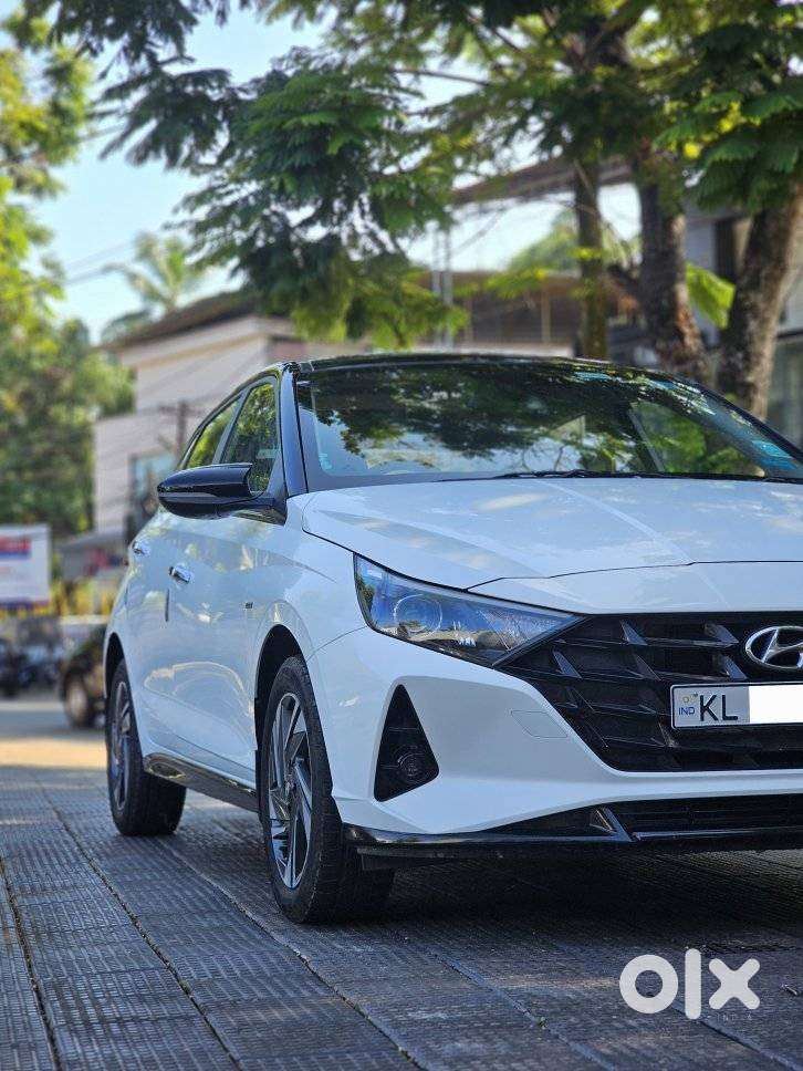 Hyundai I20 Asta (o) 1.2 Ivt, 2022, Petrol