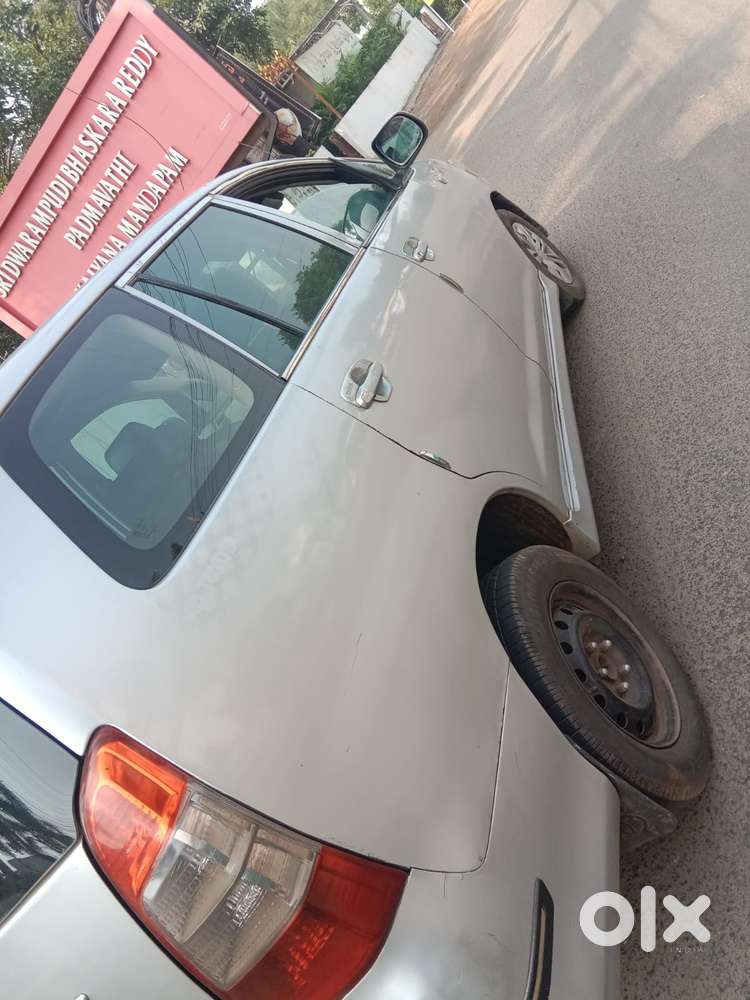 Toyota Innova 2004-2011 2.5 E Diesel Ps 8-seater, 2010, Diesel