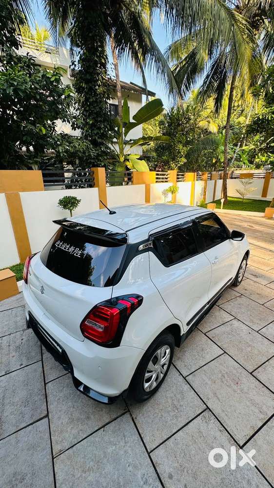 Maruti Suzuki Swift 1.2 Vxi (o), 2023, Petrol
