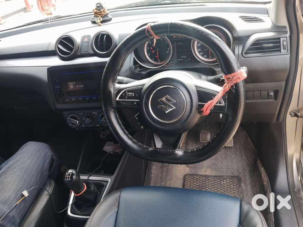 Maruti Suzuki Swift Vxi + Manual, 2023, Petrol