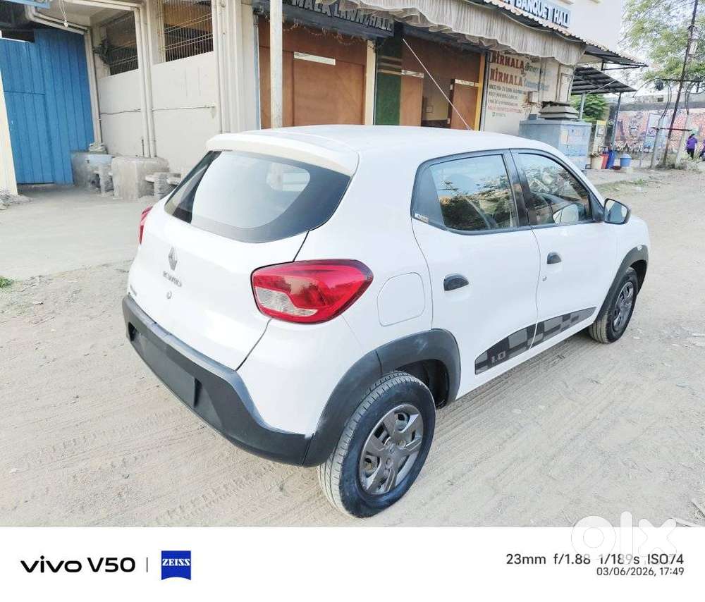 Renault Kwid 1.0 Rxt 02 Anniversary Edition, 2017, Petrol