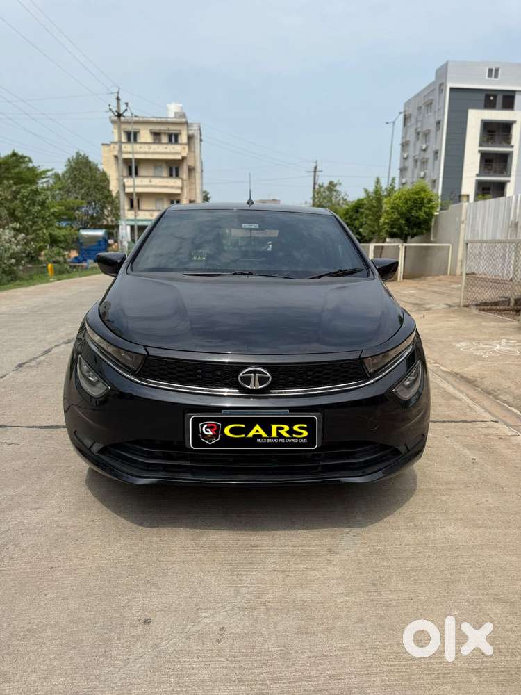 Tata Altroz 1.2 Xta Petrol Dct, 2023, Petrol
