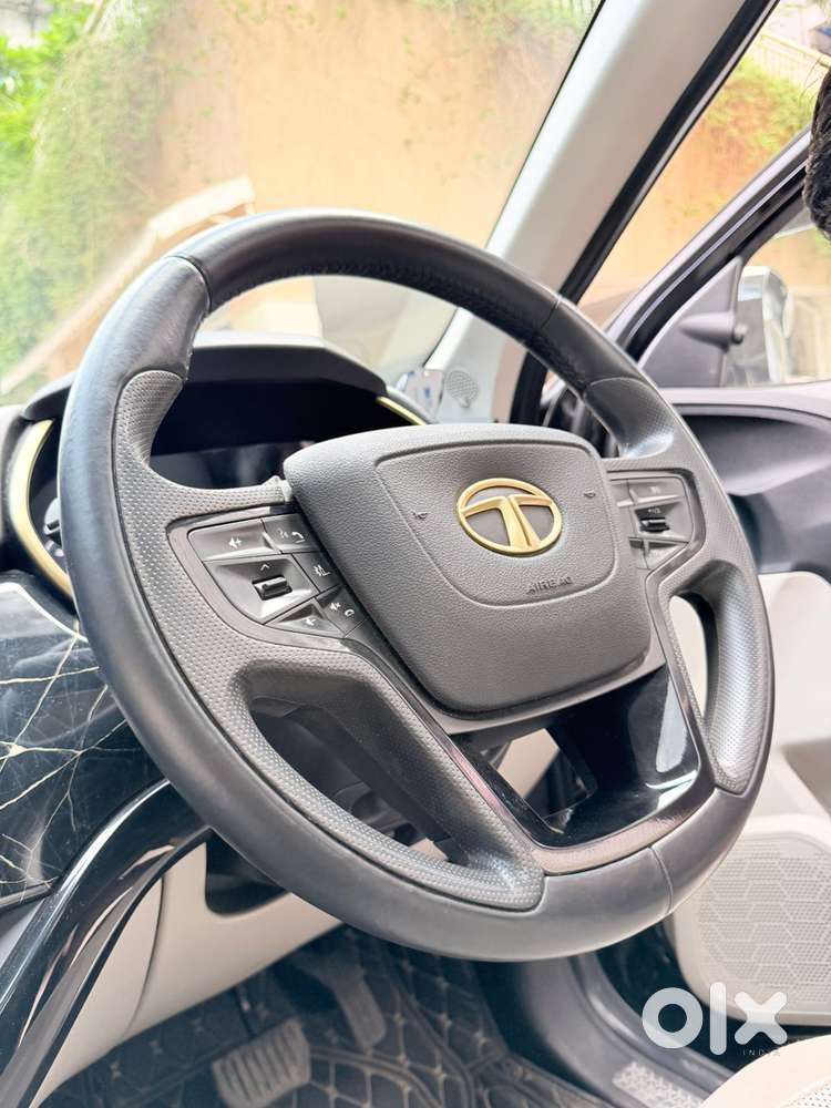 Tata Safari 2.0 Kryotec Xza Plus Gold 6 Str, 2023, Diesel