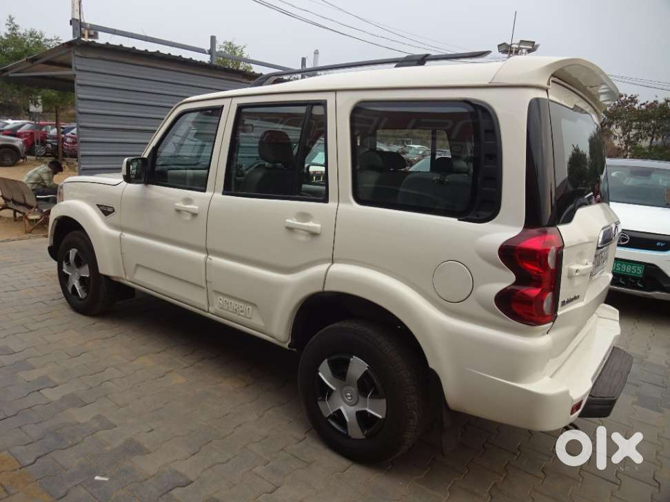 Mahindra Scorpio S3, 2018, Diesel