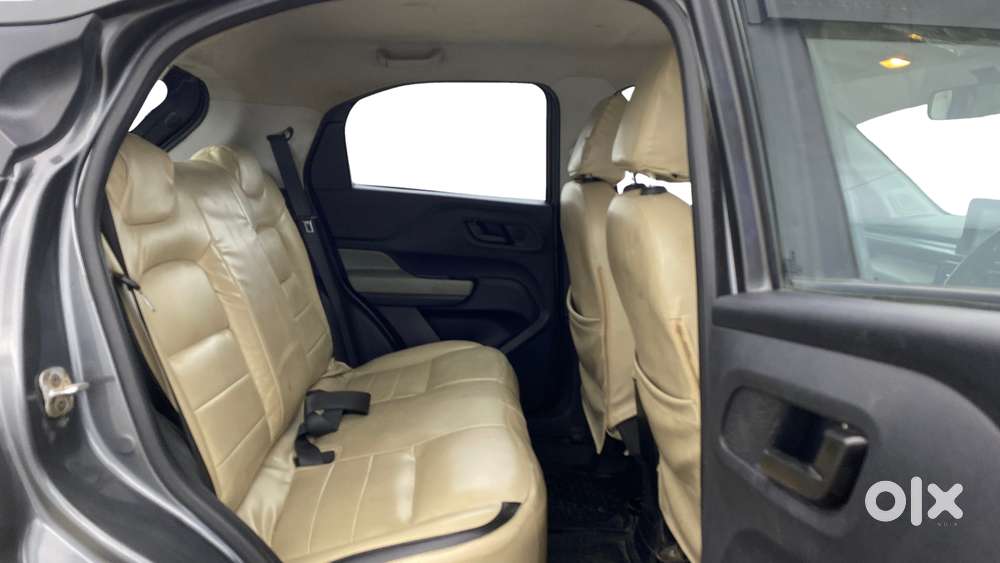 Tata Punch Camo Adventure Mt, 2022, Petrol