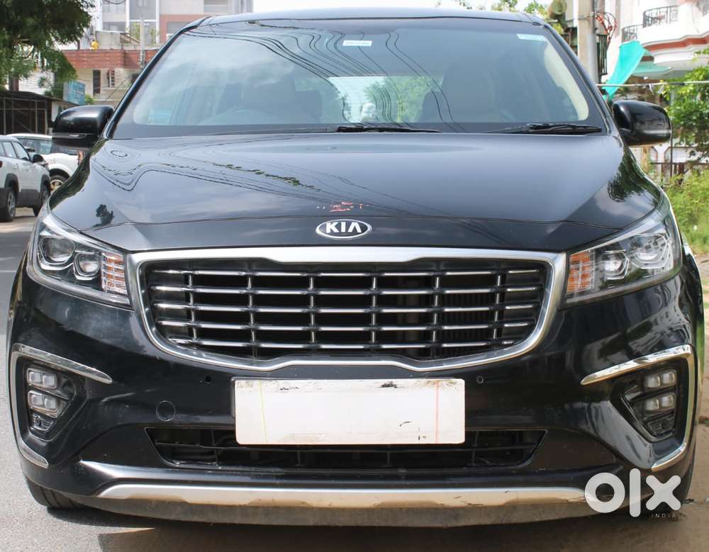 Kia Carnival Premium, 2020, Diesel