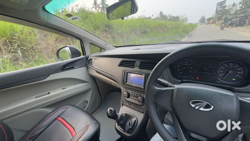 Mahindra Marazzo M2, 2018, Diesel