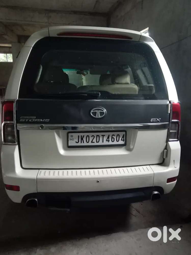 2014 Tata Safari Storme Diesel Manual Car