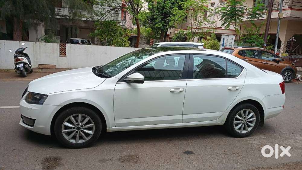 Skoda Octavia 1.9 Elegance Tdi, 2015, Diesel