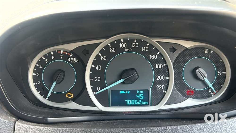 Ford Figo Petrol 2016