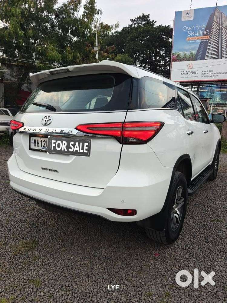 Toyota Fortuner [2021-ongoing] 2.7 2wd Petrol At, 2022, Petrol