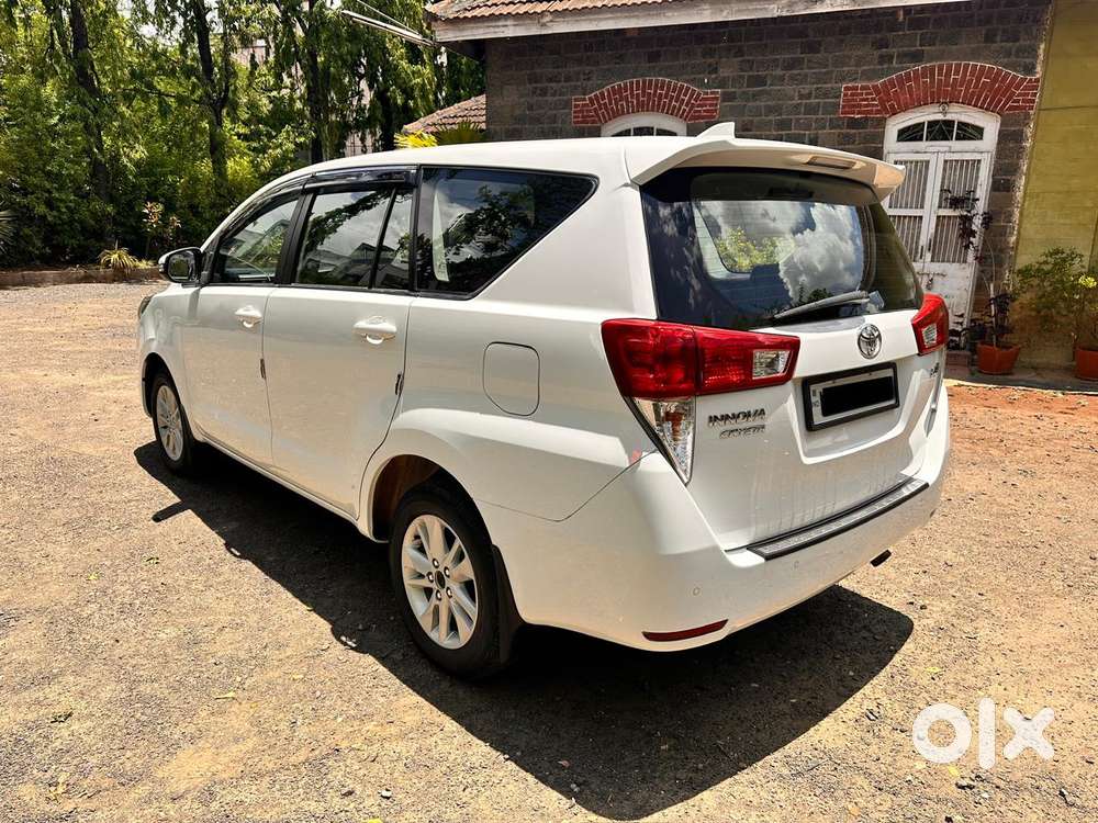 Toyota Innova Crysta 2.4 G Mt, 2021, Diesel