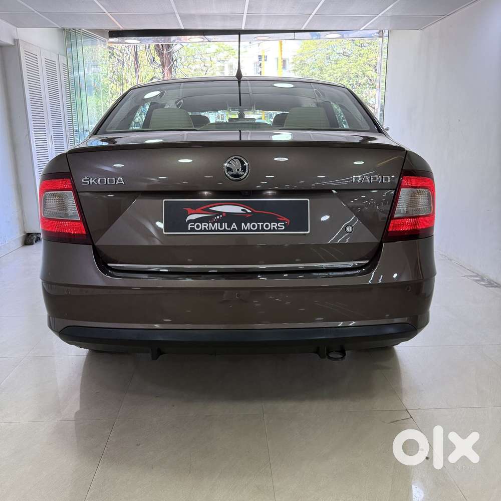 Skoda Rapid 1.0 Style At, 2021, Petrol
