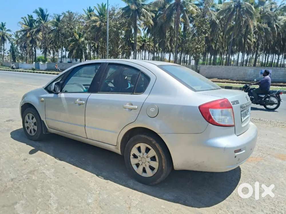 Good Mailage And Pick-up Vehicle