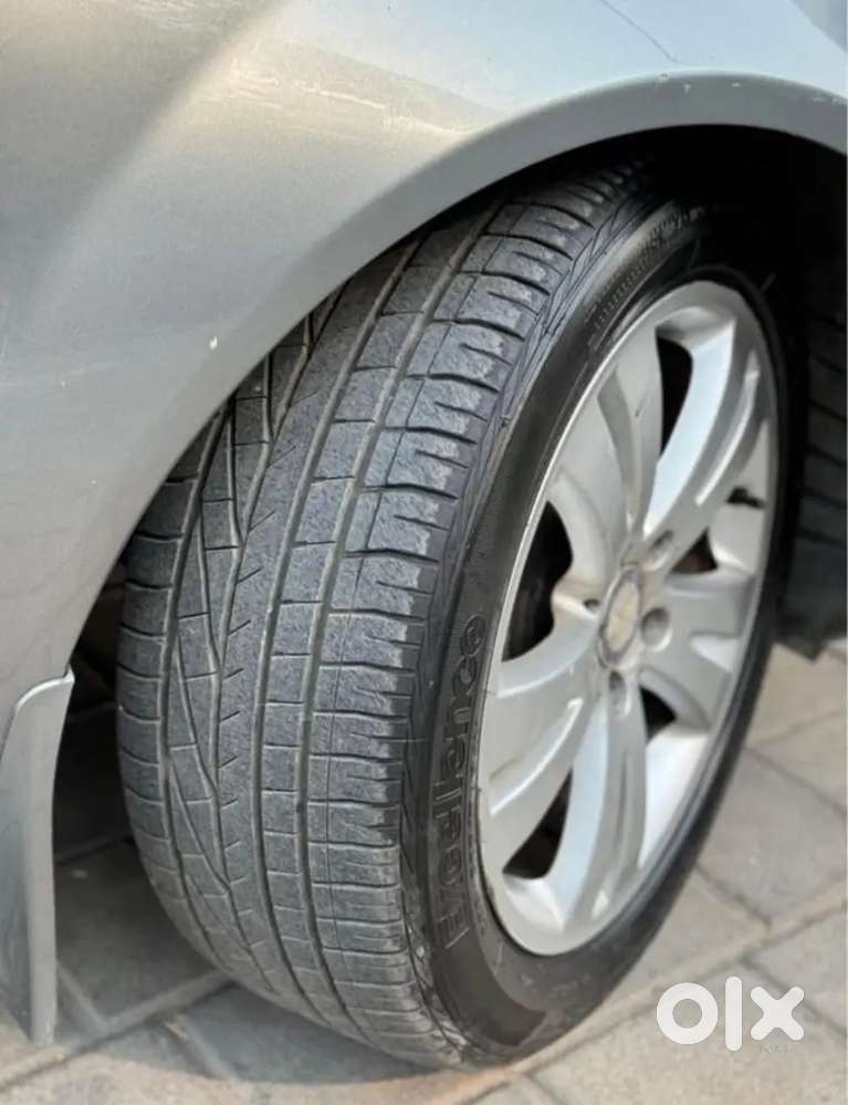 Mercedes-benz C-class 2010 Petrol 79000 Km Driven