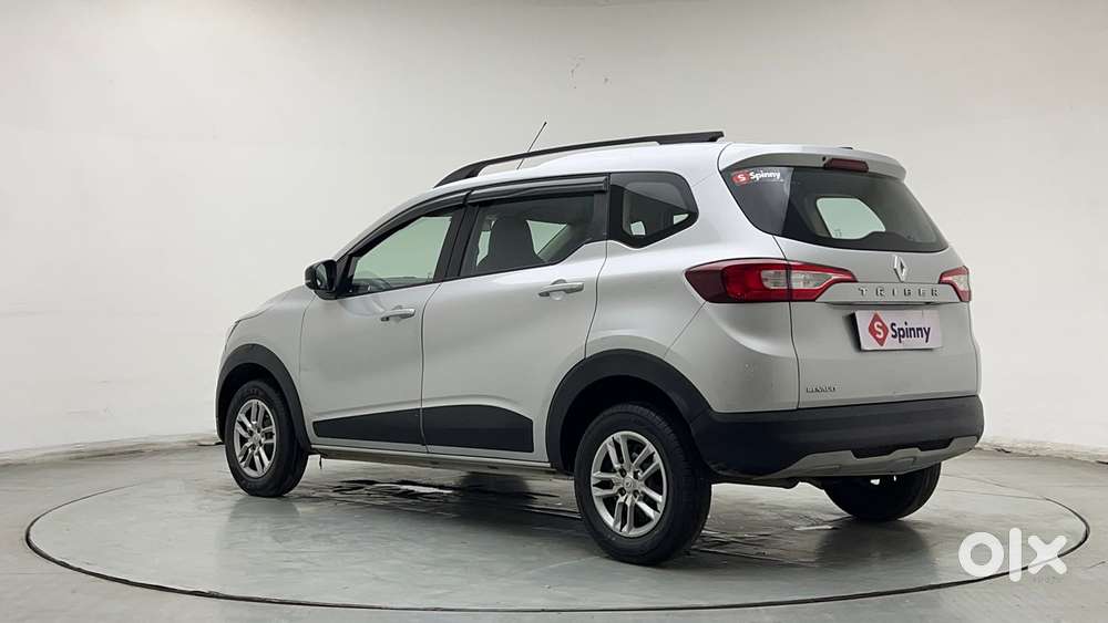 Renault Triber Rxt, 2022, Petrol