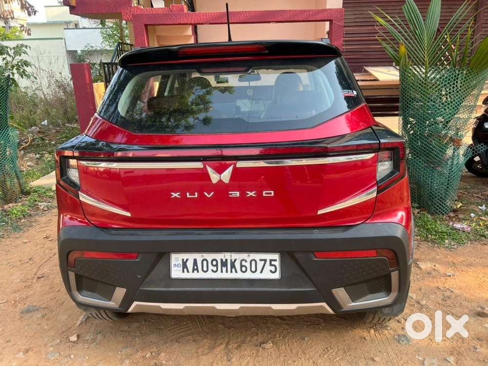 Mahindra Xuv 3xo Mx3 Petrol Well Maintained
