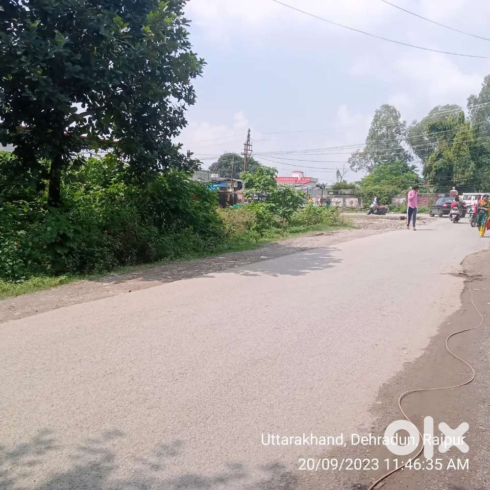 Plot for sale rajeshwar nagar main road dictenc 150 mitr good location