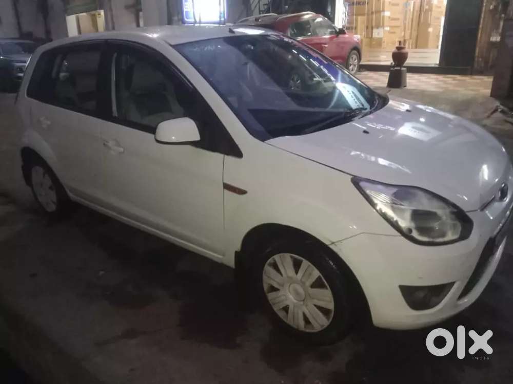 Ford Figo 2012 Diesel 82000 Km Driven