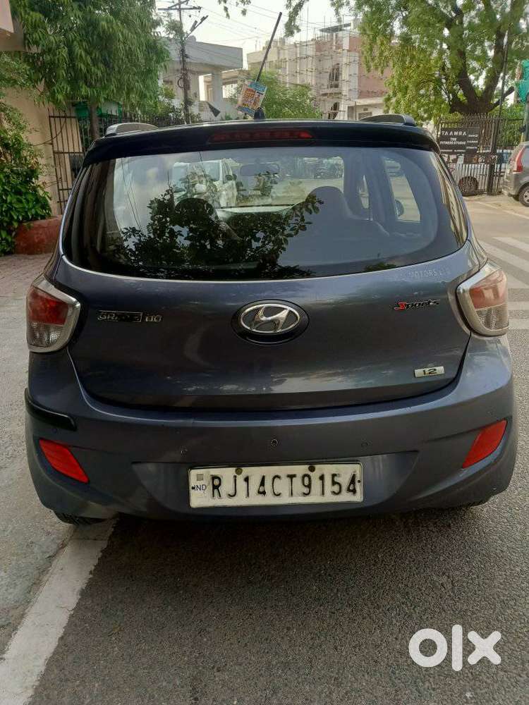 Hyundai Grand I10 Sportz, 2013, Petrol