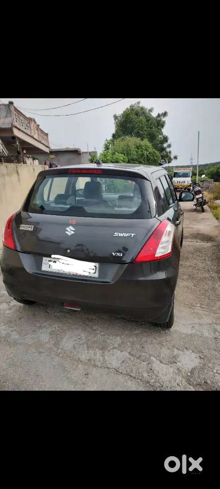 Showroom Track Vehicle