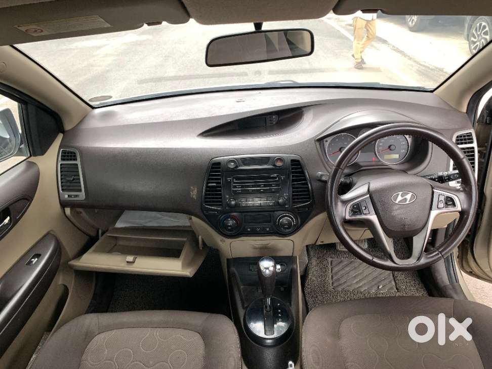 Hyundai I20 1.4 Asta (at), 2010, Petrol