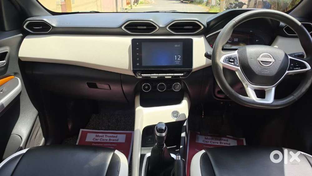 Nissan Magnite 1.0 Xv, 2023, Petrol
