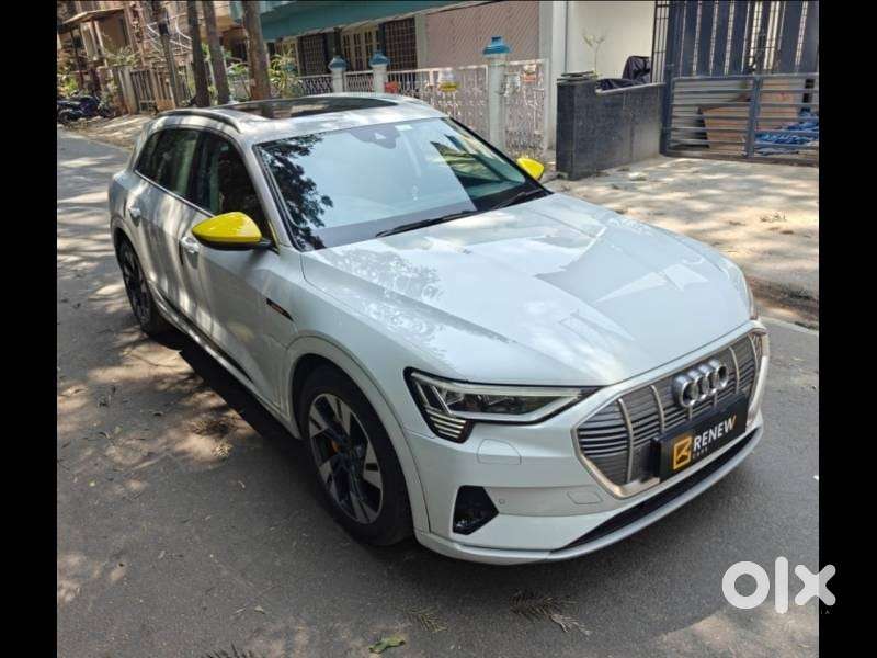 Audi E-tron 55, 2022, Electric