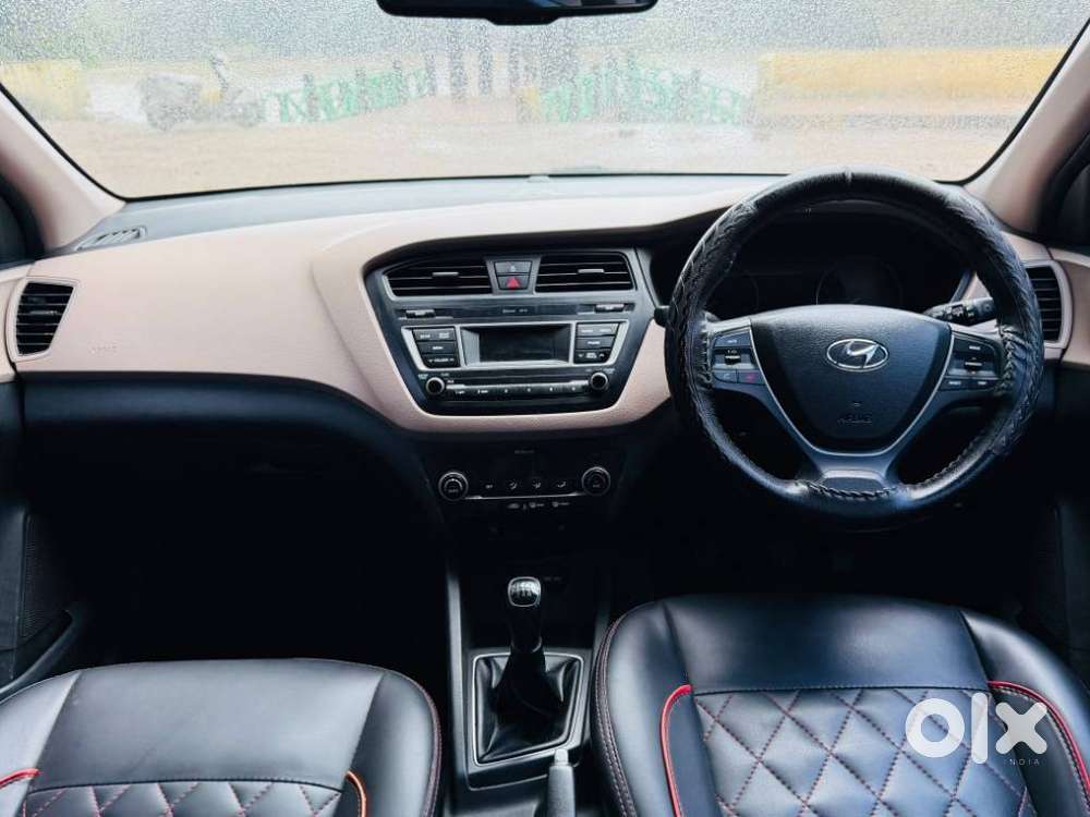 Hyundai I20 Sportz 1.2 Bs-iv, 2017, Petrol
