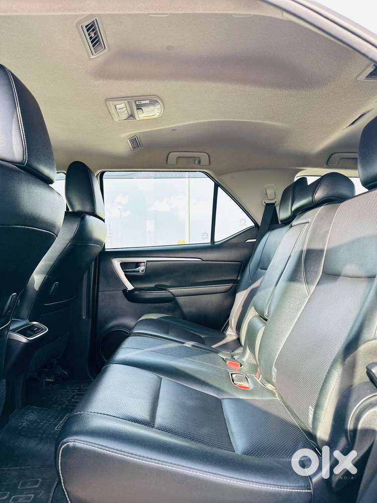 Toyota Fortuner 3.0 4x2 Automatic, 2023