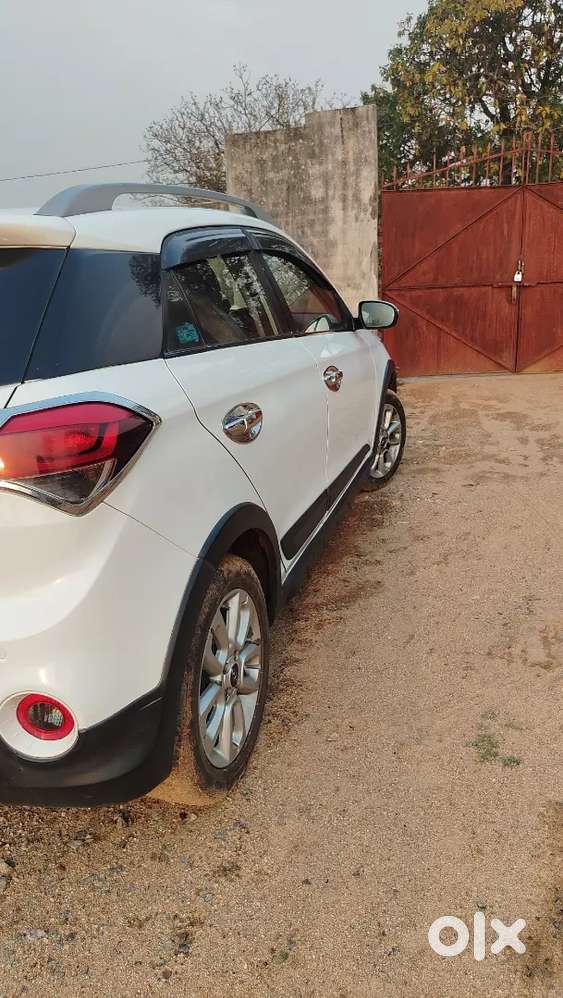 Hyundai I20 Active 2015 Petrol 107284 Km Driven