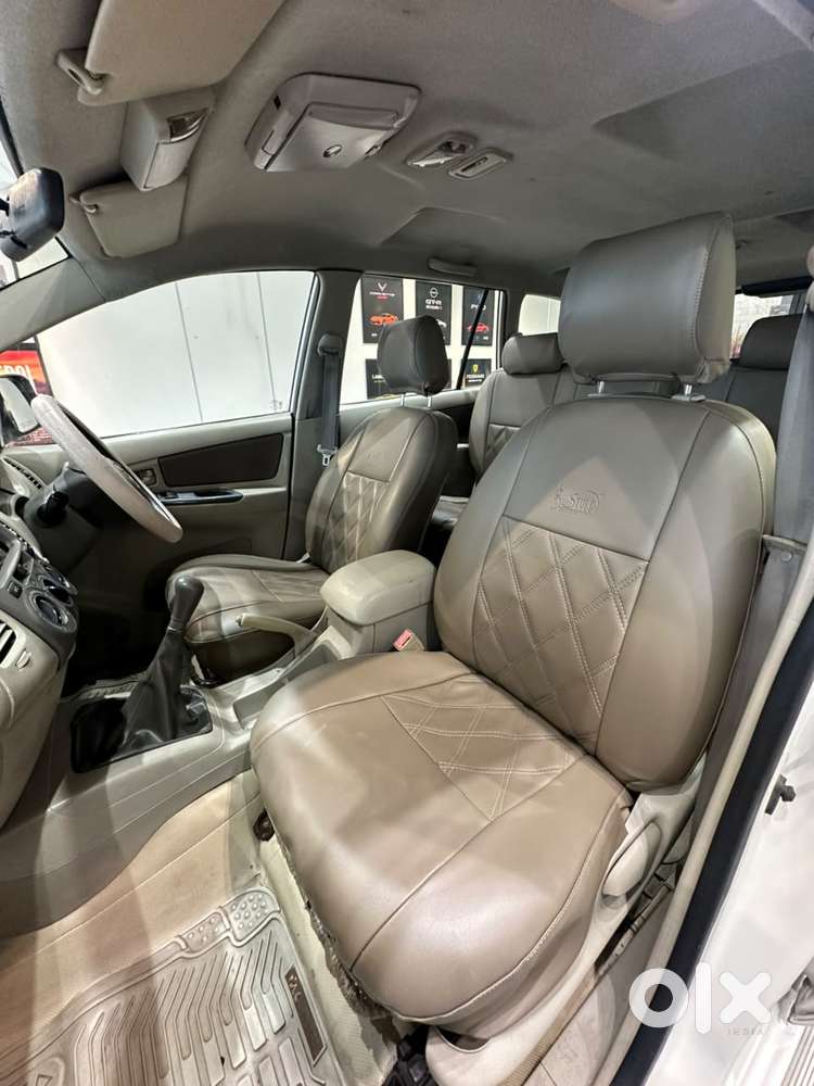 Toyota Innova 2.5 G (diesel) 8 Seater, 2009, Diesel