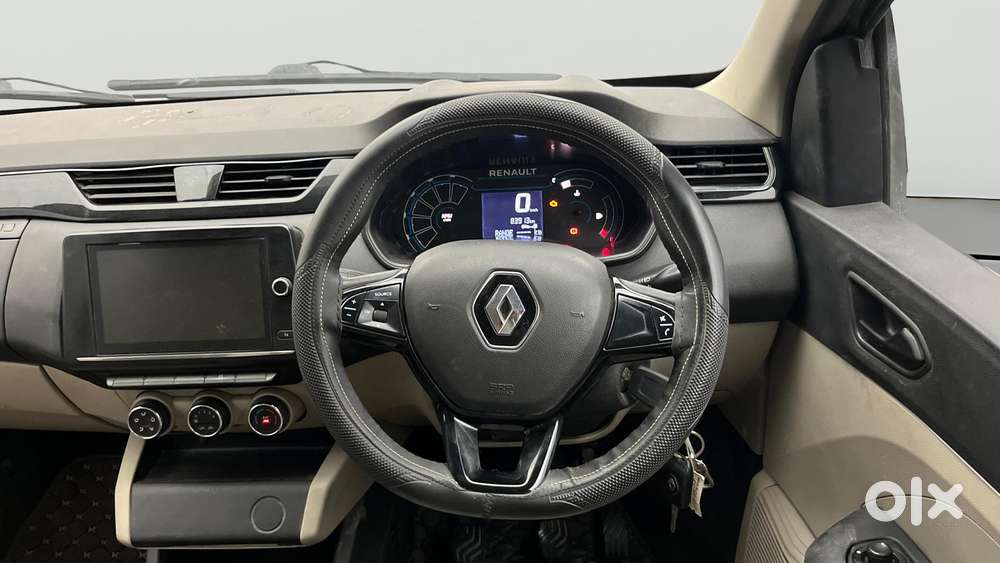 Renault Triber Rxt, 2022, Petrol