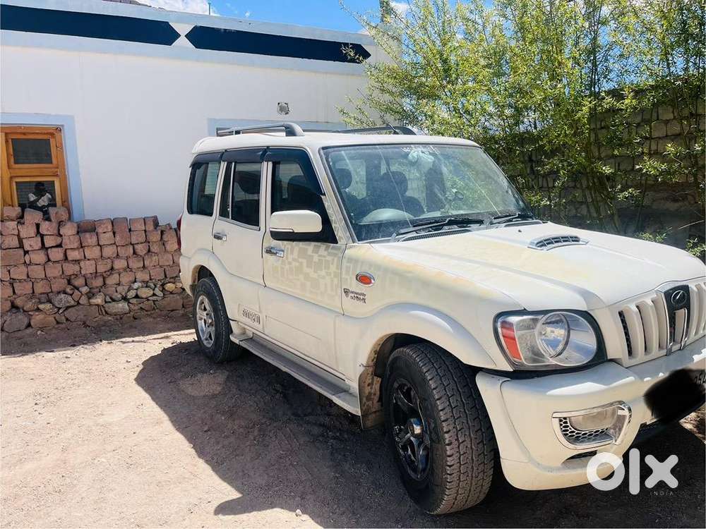 Mahindra Scorpio Nov 2013 Model Diesel Well Maintained