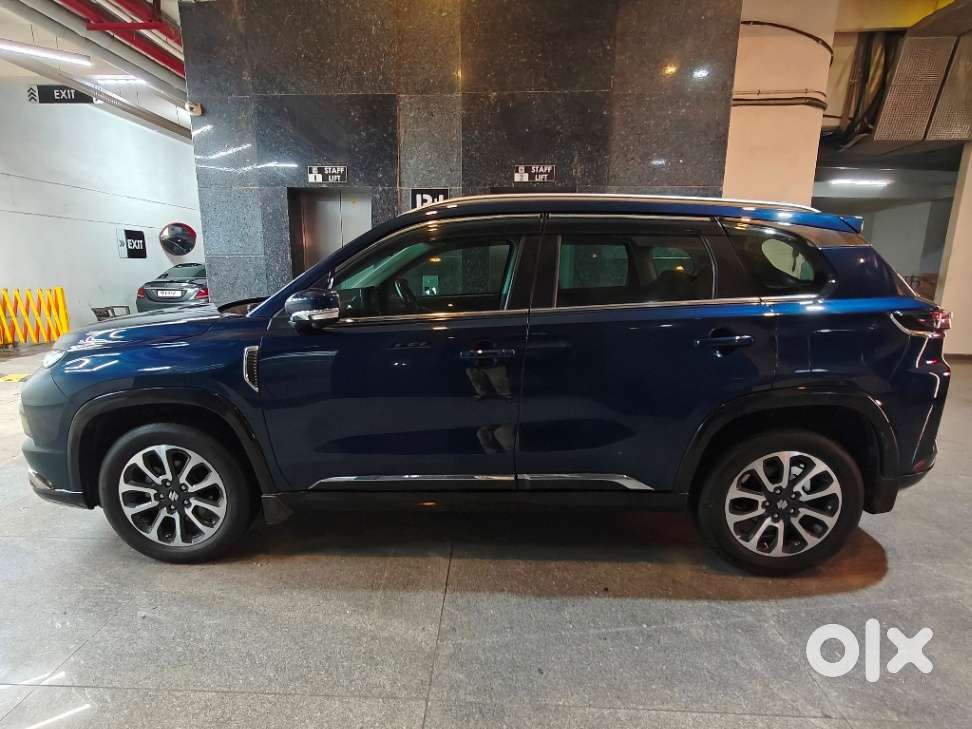 Maruti Suzuki Grand Vitara 1.5 Alpha Plus Intelligent Hybrid Ecvt, 2..