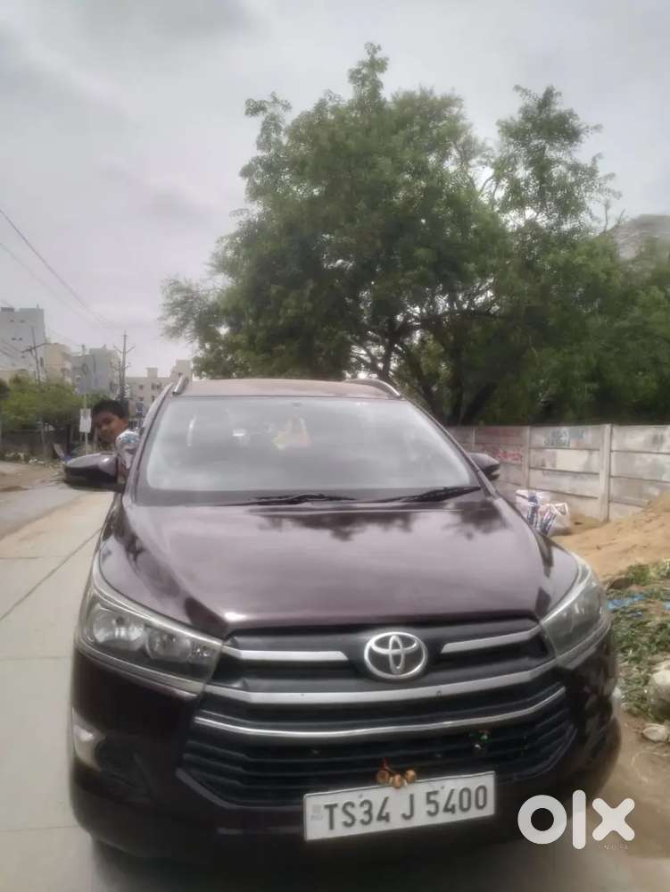 Toyota Innova Crysta 2016