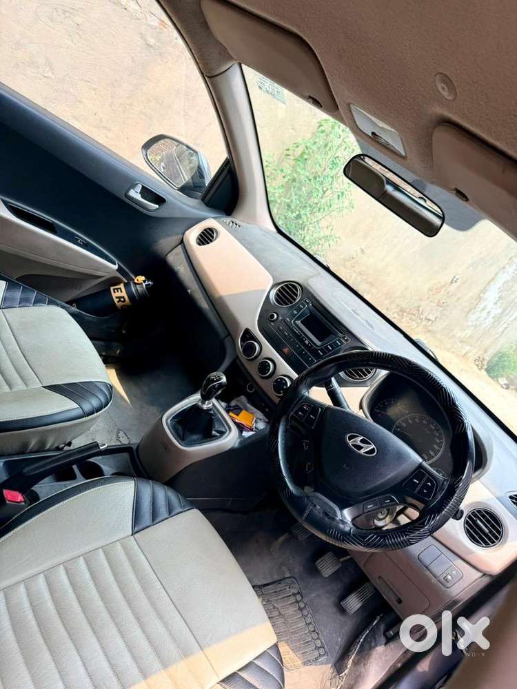 Hyundai Grand I10 2015 Diesel Well Maintained