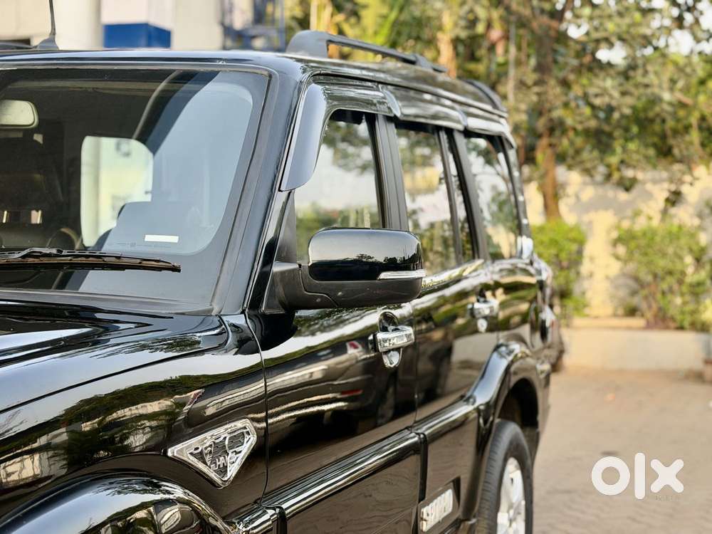 Mahindra Scorpio Classic 2.2 S Mt 9 Str, 2020, Petrol