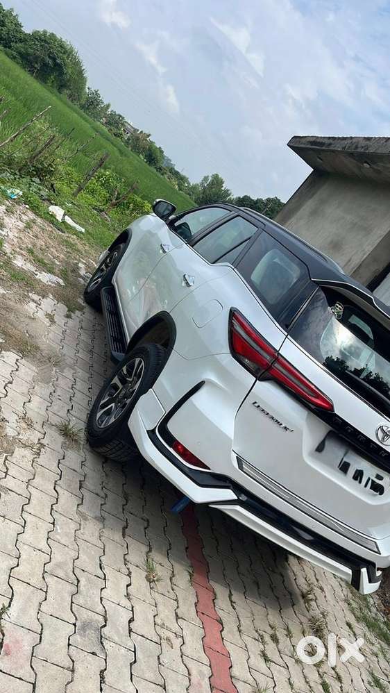 Toyota Fortuner Legender 2015