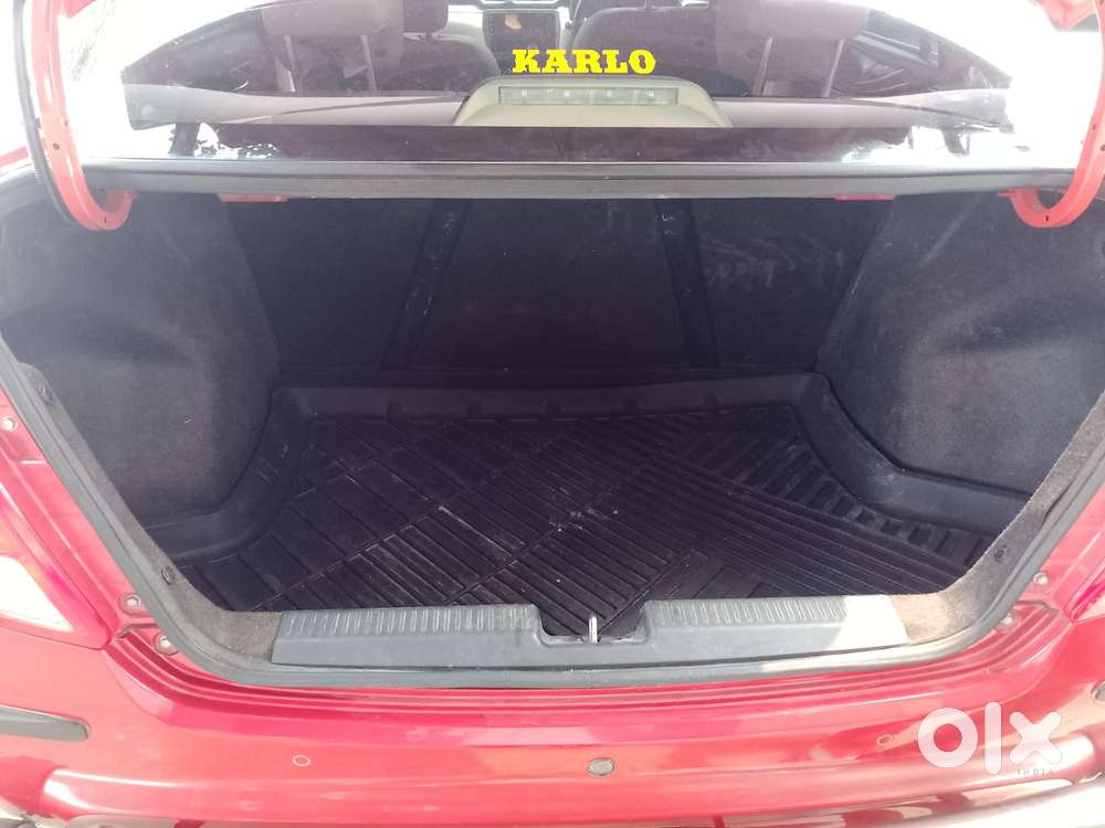 Maruti Suzuki Dzire 1.2 Vxi, 2023, Petrol