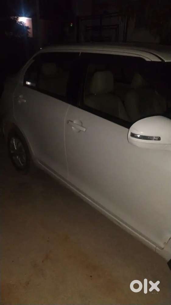 Maruti Suzuki Dzire 2015 Diesel Manual
