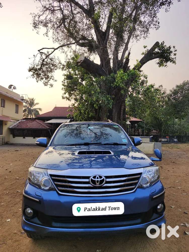 Toyota Fortuner 2012 Diesel 190000 Km Driven