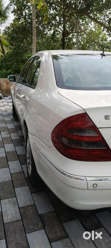 Mercedes-benz E-class 2004 Diesel 200000 Km Driven