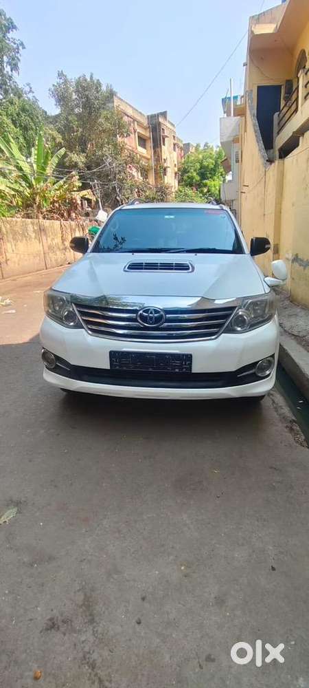 Mint Condition Fortuner 2015