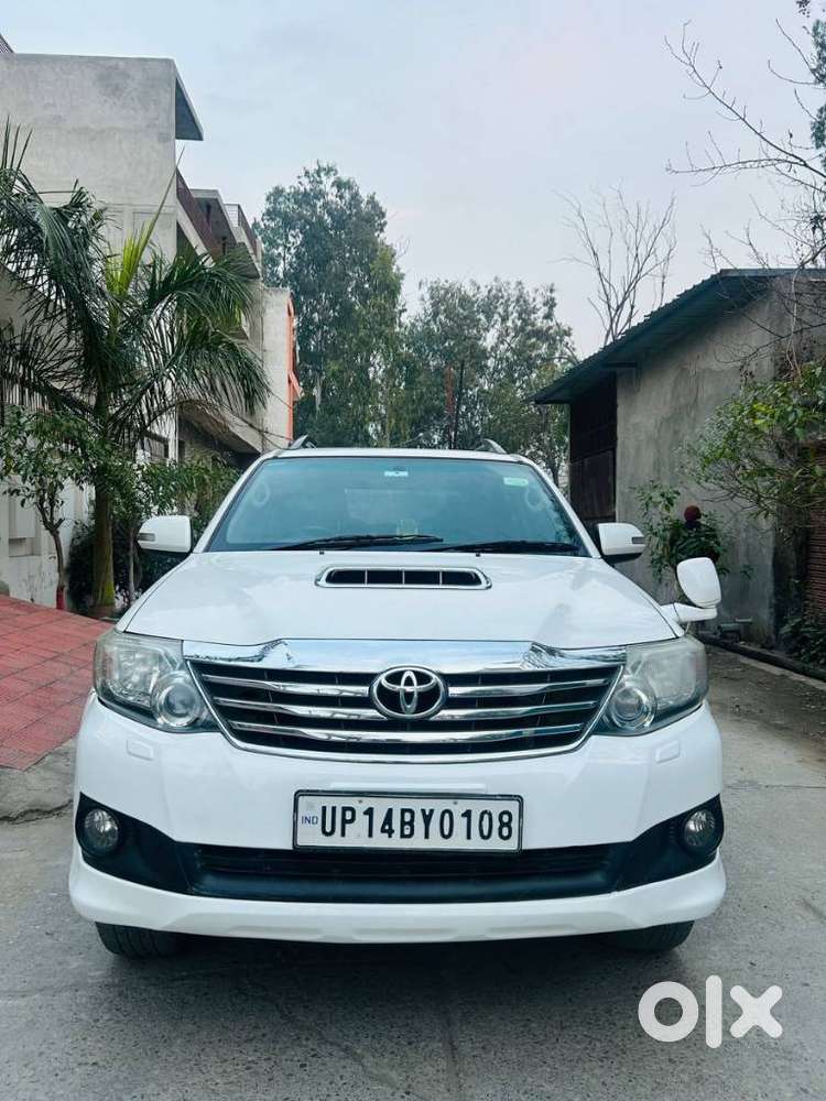 Toyota Fortuner 3.0 4x4 Manual, 2013, Diesel